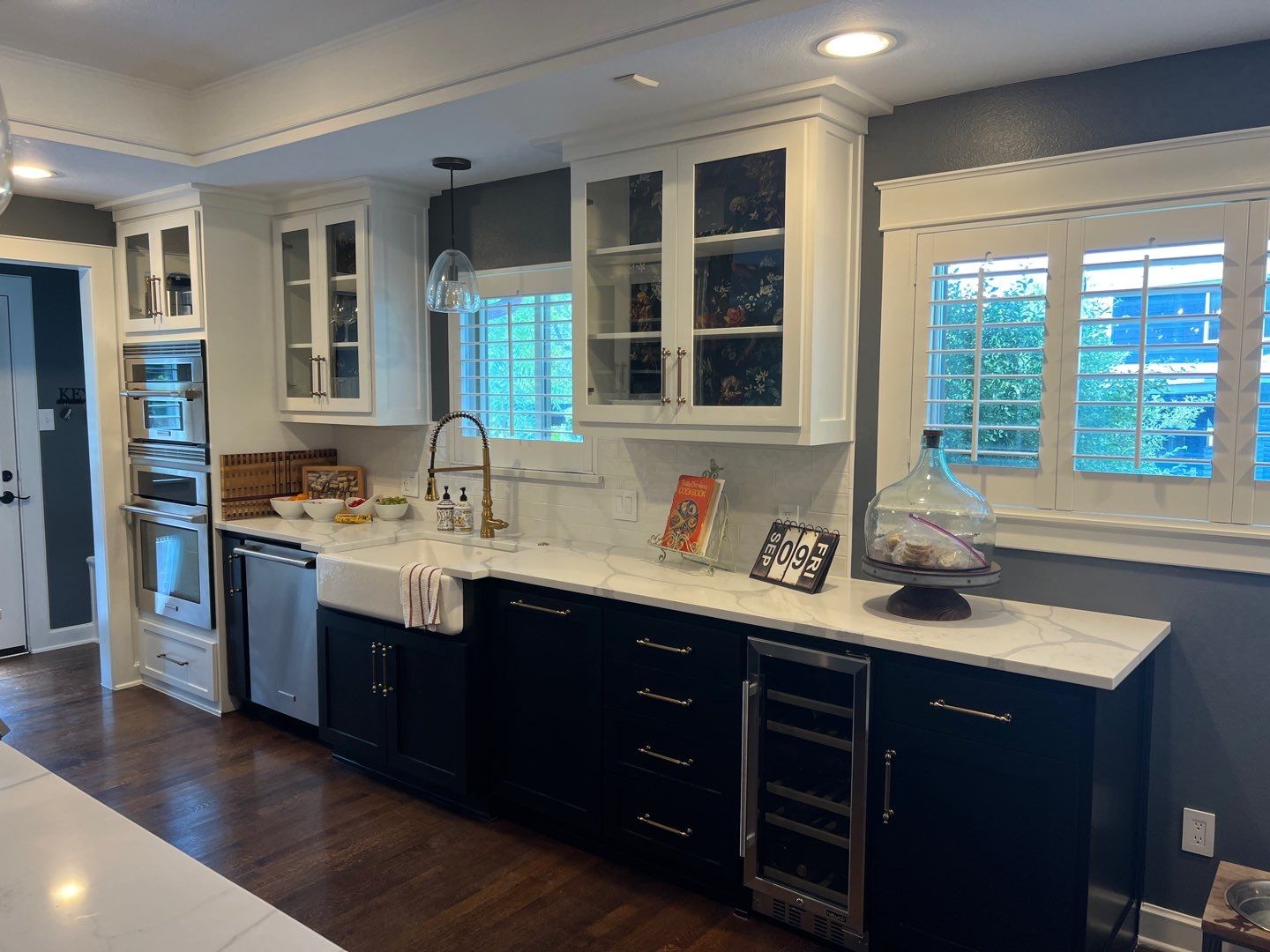 cabinet painting: kitchen cabinet painting: kitchen