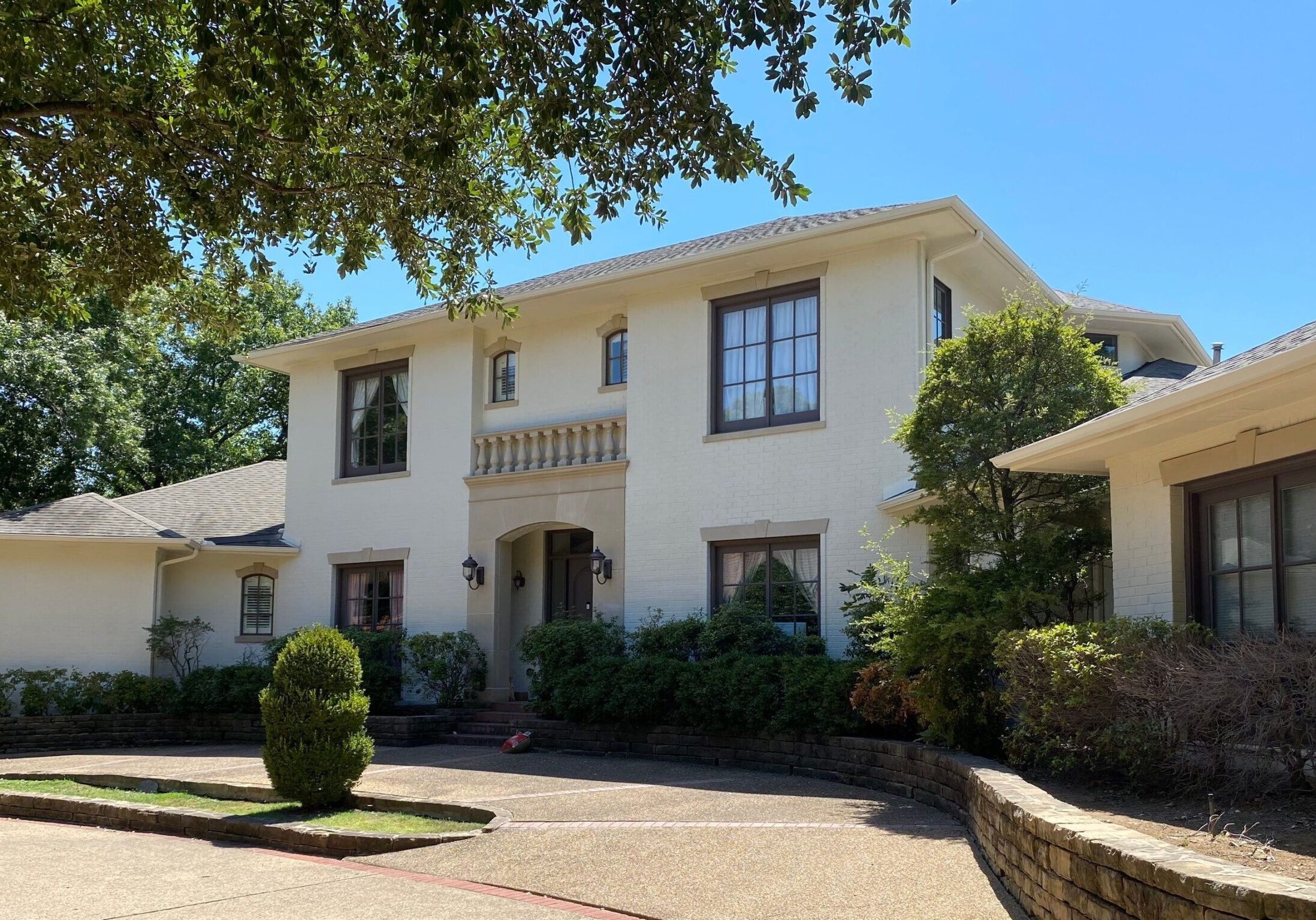 Exterior brick painting Exterior brick painting